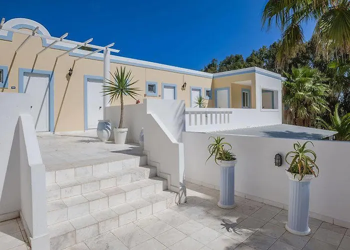 Aparthotel Cavo D' Oro 3*