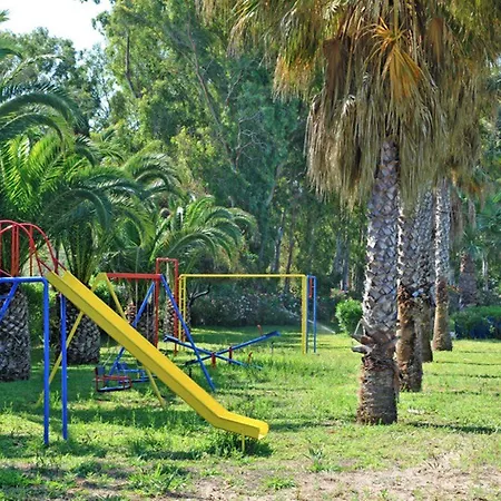 Cavo D' Oro Aparthotel 3*