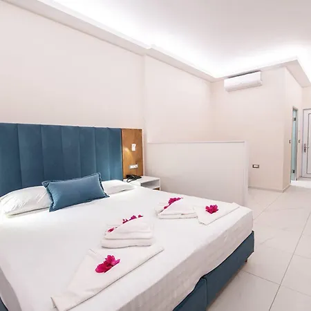 Aparthotel Cavo D' Oro