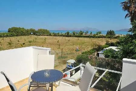 شقة فندقية Cavo D' Oro 3*