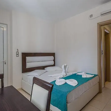 شقة فندقية Cavo D' Oro
