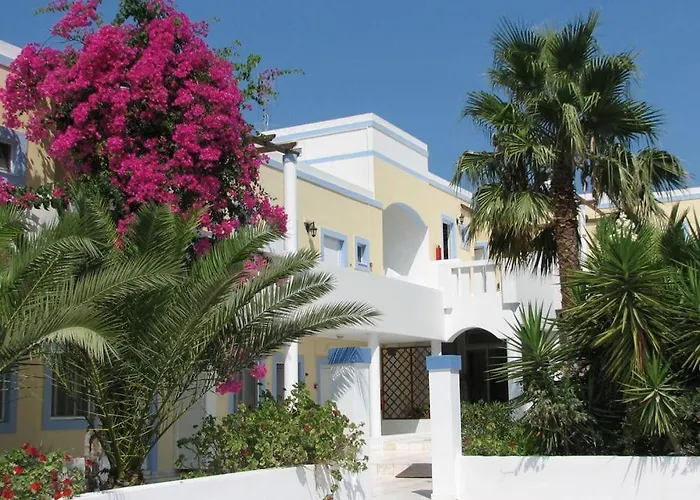 Hotel apartamentowy Cavo D' Oro 3*