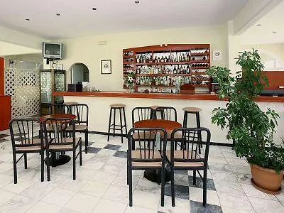 Appart hôtel Cavo D' Oro 3*