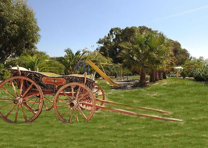 Cavo D' Oro 아파트호텔